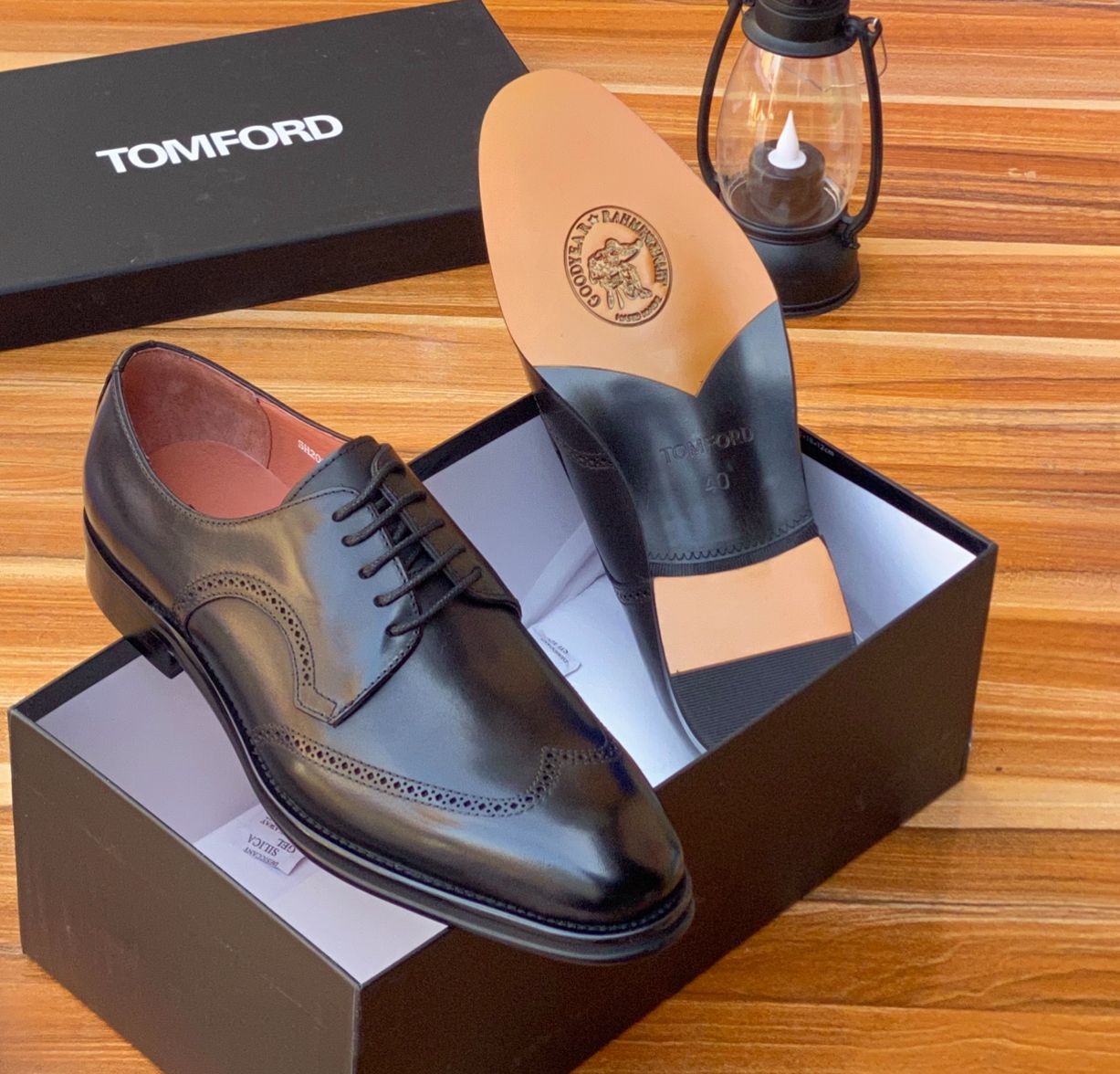 TOMFORD